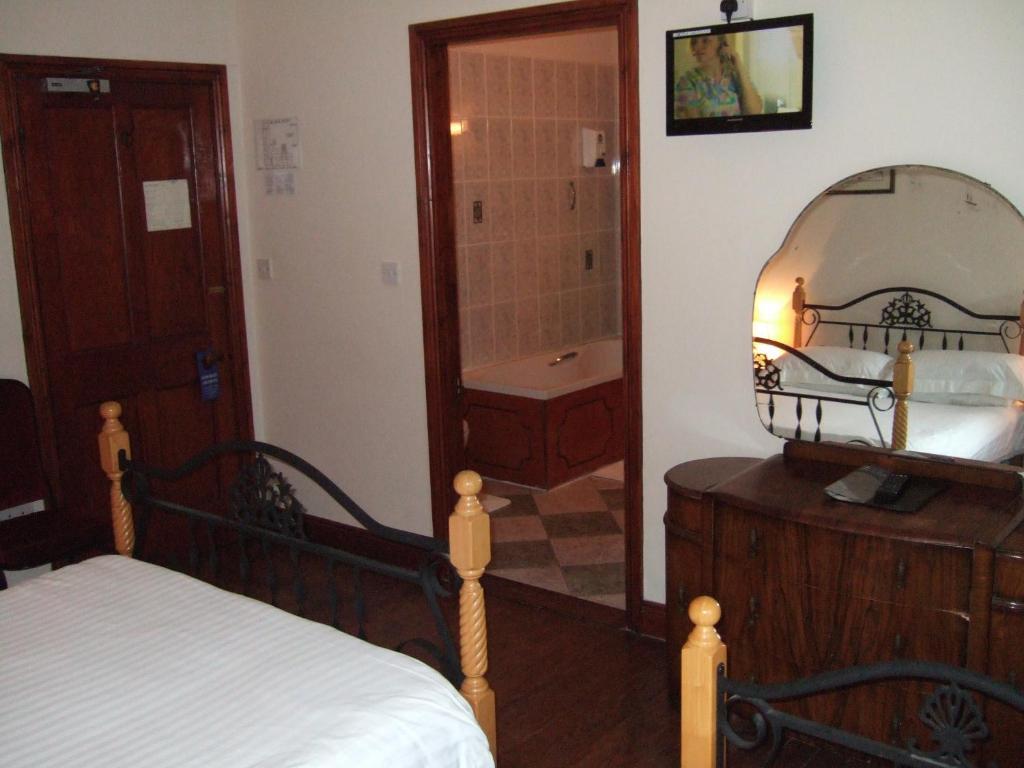 The Pilgrims Rest Hotel (Adults Only) Lismore Habitación foto